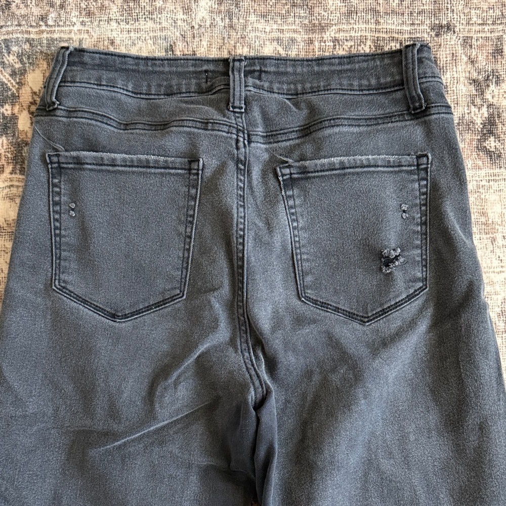 Zenana Outfitters Charcoal Flare Jeans - Picture 5 of 6